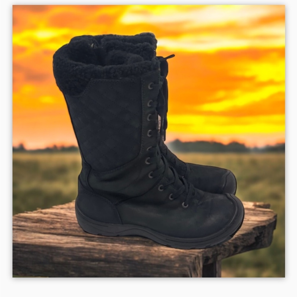 Keen Waterproof Winter boot -EUC -Sz 6 ☀️ - Picture 3 of 10